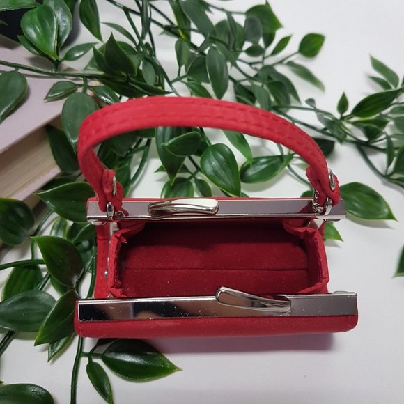 Travel Size Jewelry Case Ring Holder Mini Purse Red Silver Single Compartment - Picture 4 of 5